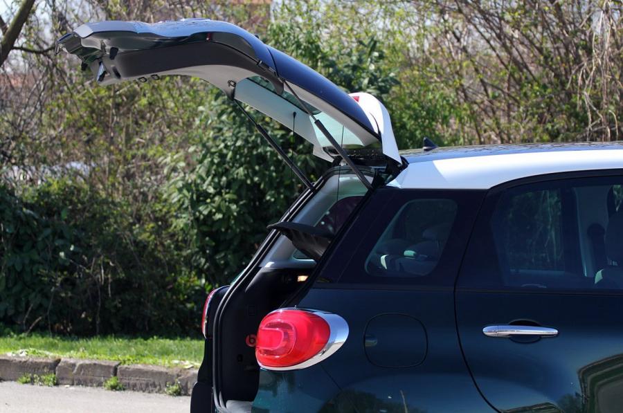  Fiat 500L 2014 года  (фото 47 из 138)